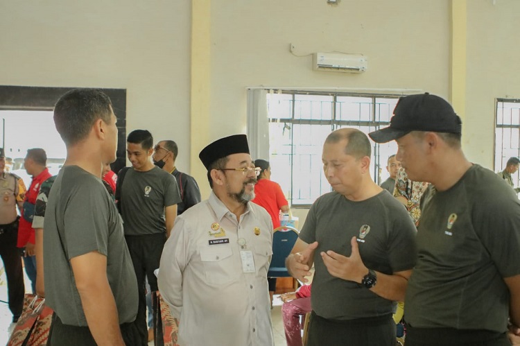 HUT TNI ke-78, Korem 031/WB Bhakti Sosial di Rupat Utara