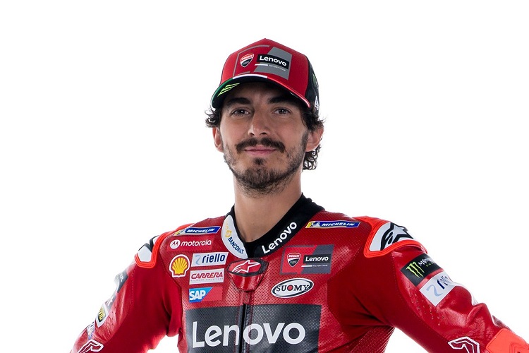 Start dari Posisi ke-13, Bagnaia Juara MotoGP Mandalika dan Kembali di Puncak Klasemen