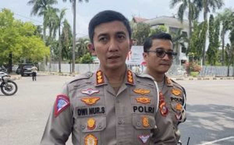 Kombes Dwi Nur ke Sumbar, Penggantinya di Polda Riau Kombes Taufik Lukman Nurhidayat