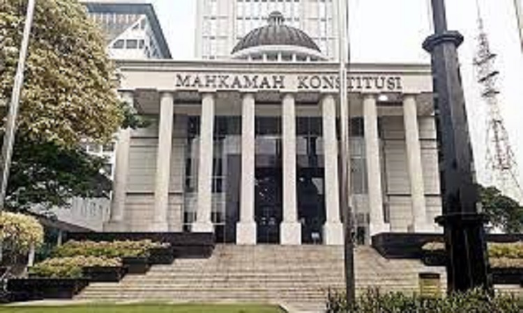 MK Tolak Gugatan Soal Usia Capres-Cawapres Jadi 35 Tahun