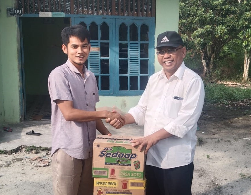 FPPMM Rumbai Timur Gandeng Mulyono Salurkan Bantuan Untuk Masyarakat Miskin