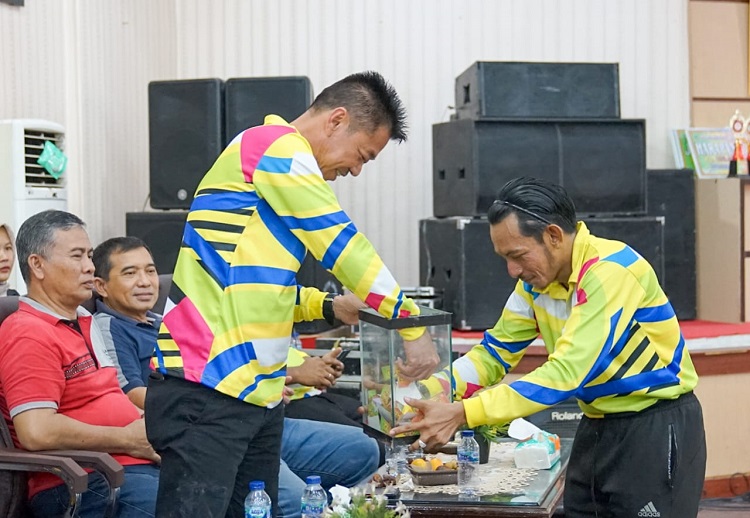Bupati Afrizal Buka KONI Cup Aerobic, Minta Juri Objektif
