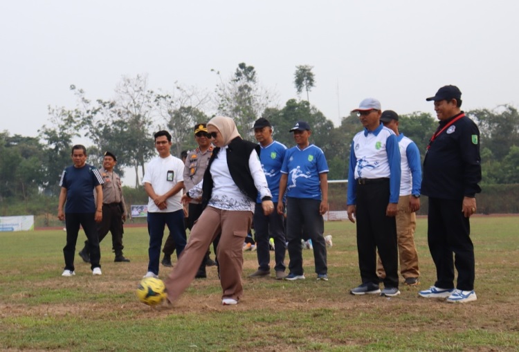 Mulai Bertanding, 37 Tim SLTP Inhu Ikuti Sepak Bola Bupati Cup 2023