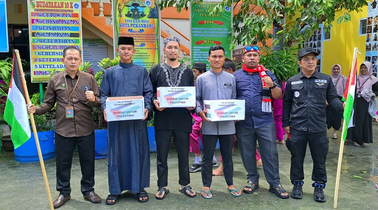 YPI Al-Manar Pekanbaru Gelar Aksi Peduli Untuk Palestina