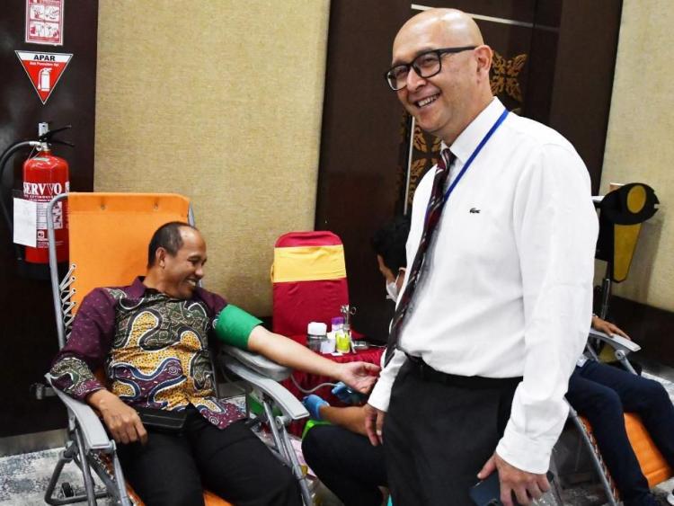 Pegawai BRK Syariah Donor Darah,  Fajar Restu: Wujud Kepedulian Terhadap Sesama