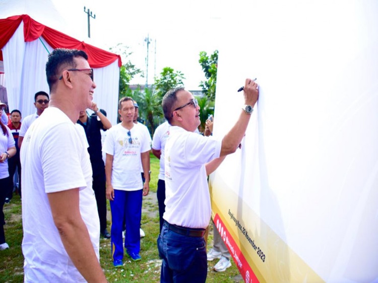 Pj Bupati Kampar Minta Bawaslu Komit Menjaga Keamanan dan Kenyamanan