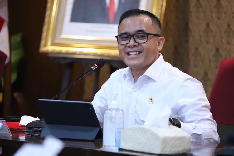 Ingat! ASN Dilarang Like dan Komen di Akun Medsos Capres-Cawapres