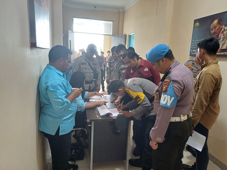 Personel Polres Kepulauan Meranti Dites Urine