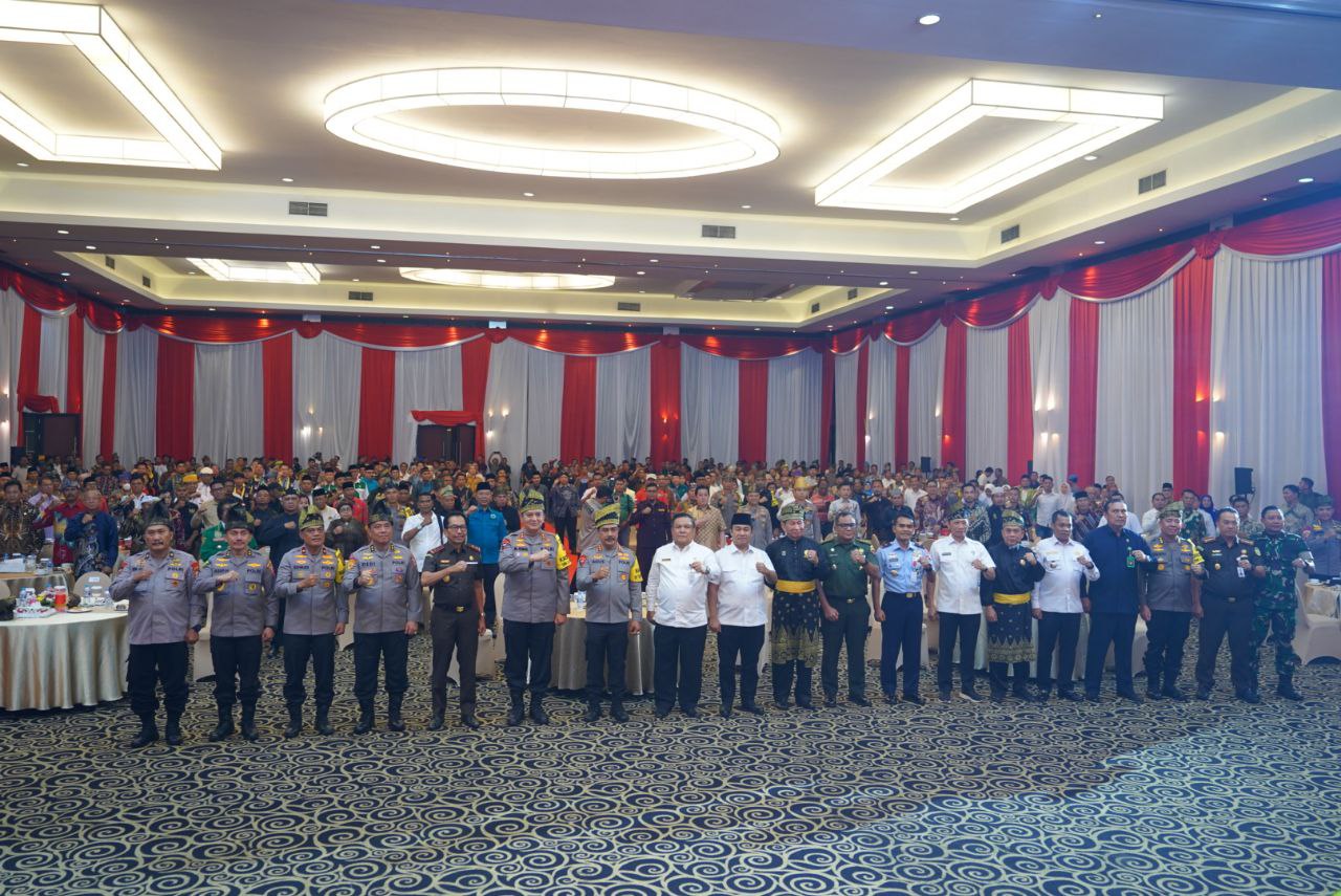 Kunker ke Riau, Wakapolri Komjen Pol Agus Andrianto Tekankan Pentingnya Persatuan Bangsa