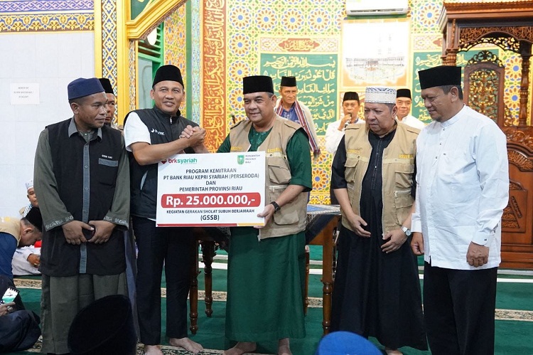 GSSB Bersama Gubri, BRK Syariah Serahkan Bantuan Program Kemitraan