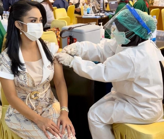 Mulai Januari 2024, Dinas Kesehatan Pekanbaru Hentikan Vaksinasi Gratis Covid 19