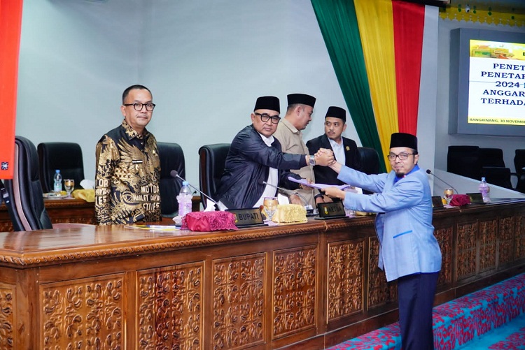 Eksekutif dan Legislatif Kampar Bahas 21 Ranperda dan Laporan Banggar Terkait RAPBD 2024