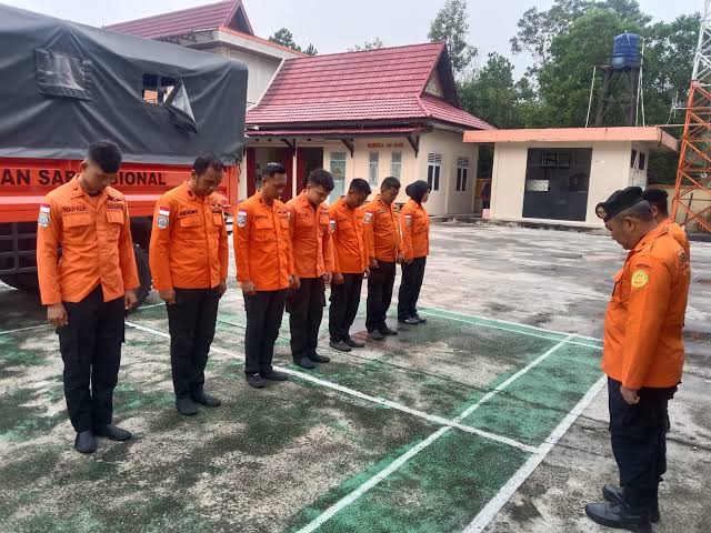 Basarnas Pekanbaru Kirim Bantuan Untuk Korban Banjir di Sumbar