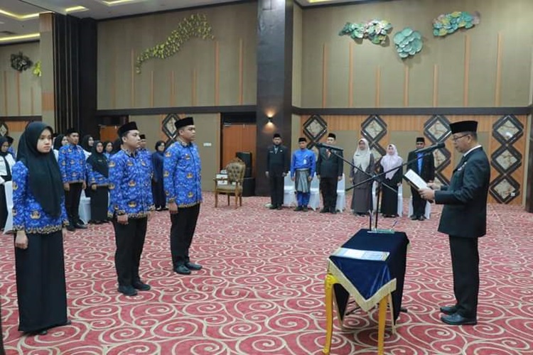 Sekdako Pekanbaru Lantik 101 Pejabat Fungsional, Terbanyak Guru SD dan SMP
