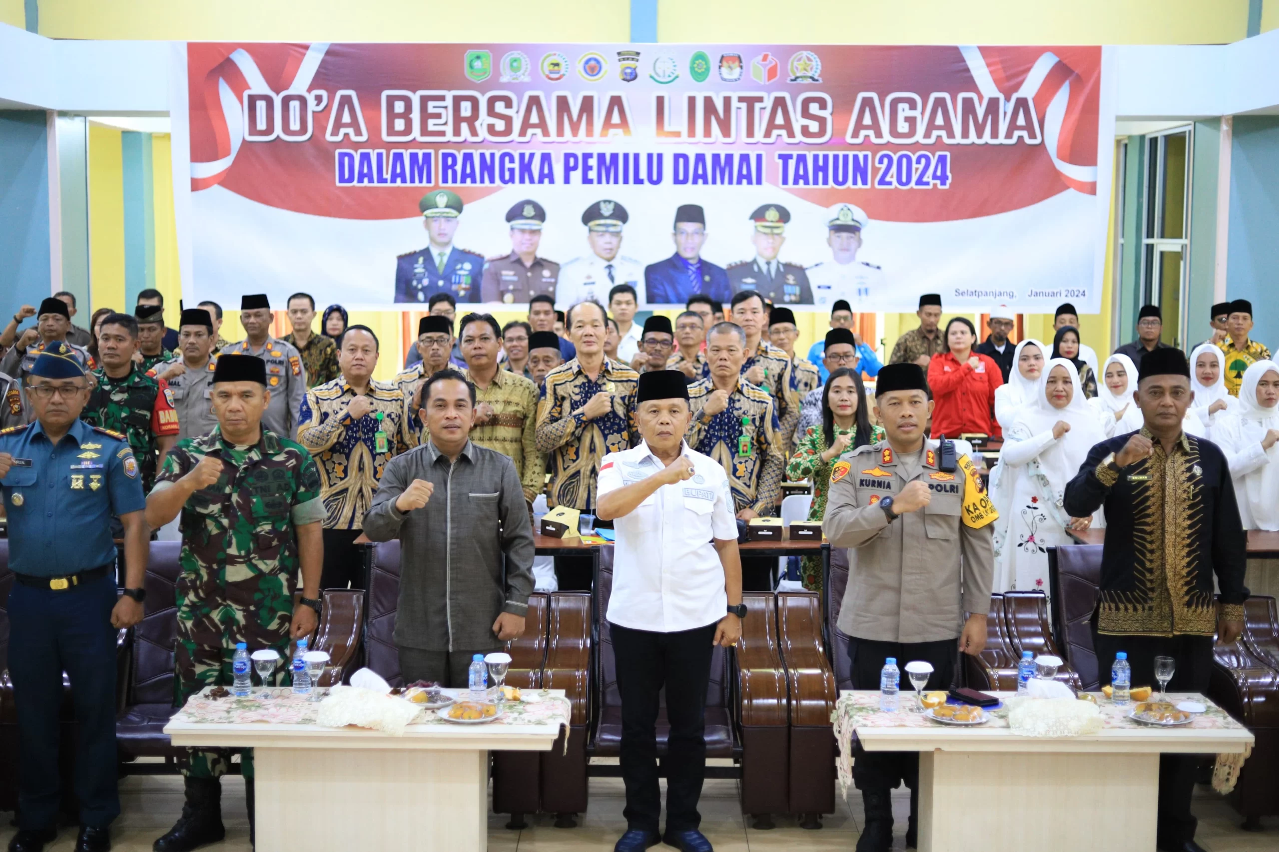 Plt Bupati Meranti Asmar Mengikuti Doa Bersama Lintas Agama Untuk Pemilu Damai 2024 