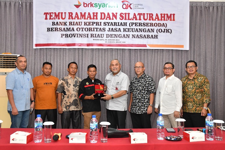 Bersama OJK Riau, BRK Syariah Silaturahmi Dengan Nasabah Cabang Pembantu Bagan Batu
