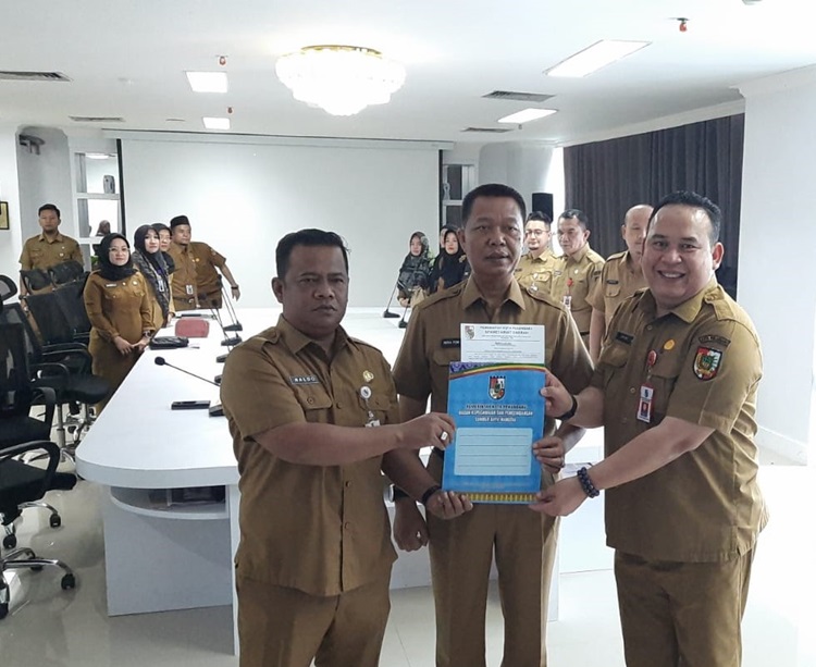 Ternyata Hal Ini yang Membuat Zaini Mundur dari Kadiskes Pekanbaru