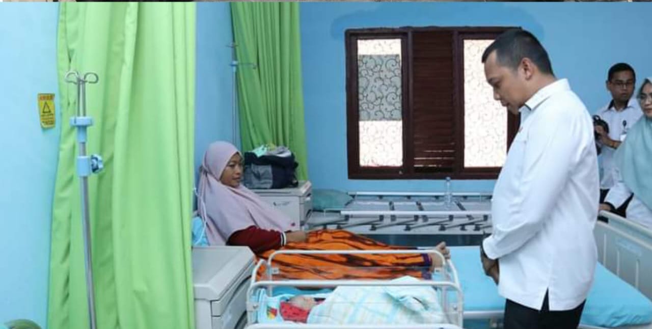 Kunjungi Puskesmas Tenayan Raya, Muflihun: Kalau Ada Yang Sakit Tinggal Telpon Call Center Aja