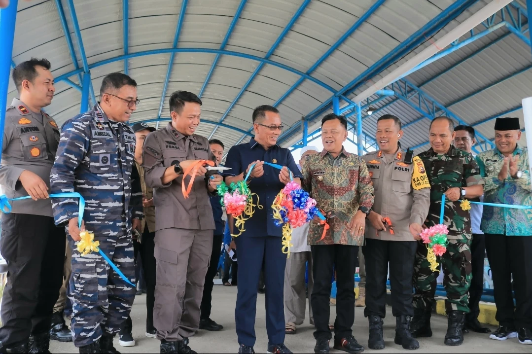 Gunakan Dana DAK Dari Kemenhub RI, Plt Bupati Meranti Resmikan Pembangunan Pelabuhan Tanjung Samak