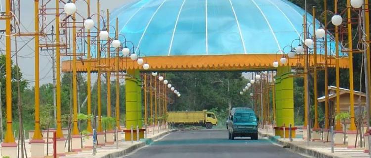 Pj Wali Kota Pekanbaru Pastikan Penataan Taman Labuai Selesai Tahun Ini, 50 Tenan Kuliner Akan Hadir
