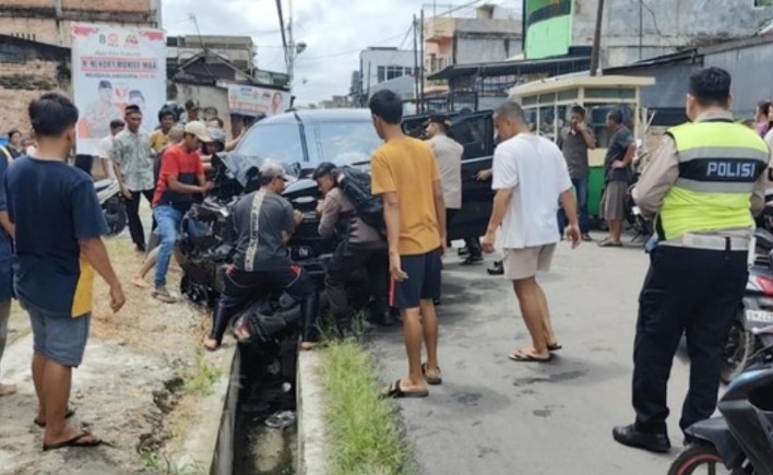 2 Orang Tewas Akibat Tabrakan Beruntun di Jalan Karet Pekanbaru