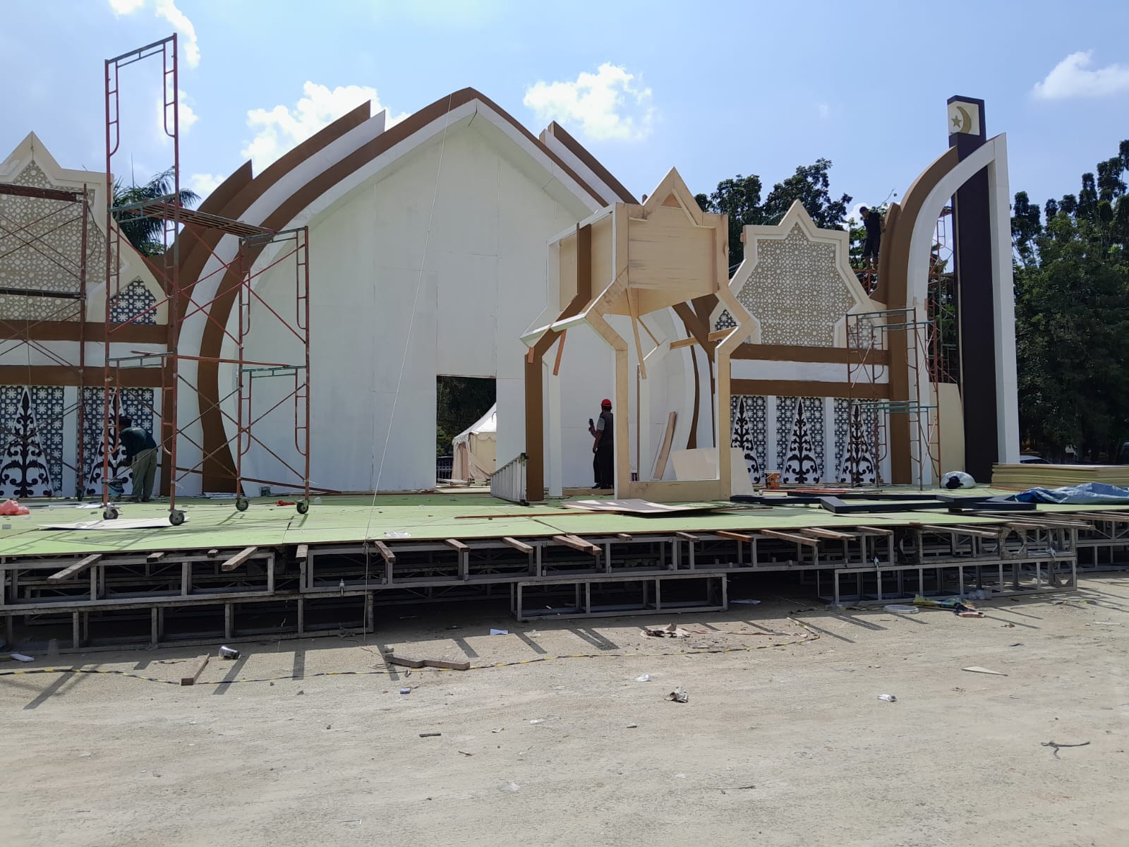 Waktu Tinggal Satu Hari Lagi, Bangunan Astaka MTQ Pekanbaru Belum Tuntas