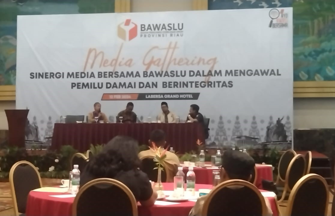 Bawaslu Riau: Media Memiliki Kekuatan Sendiri Untuk Awasi Pemilu