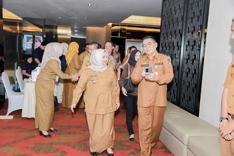 Bupati Kasmarni Ikuti Wawancara Kandidat Paritrana Award Provinsi Riau
