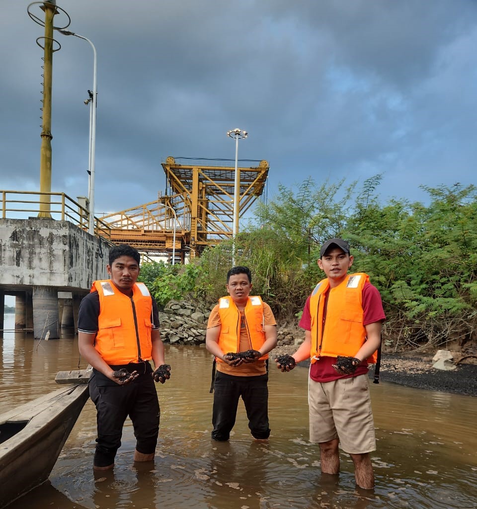 Sungai Siak Diduga Tercemar Batubara, FPPMM Minta Klarifikasi PLTU ...