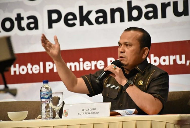 Bahas Isu Strategis, Dewan Hadiri Forum Konsultasi Publik RPJPD Pekanbaru 2025-2045