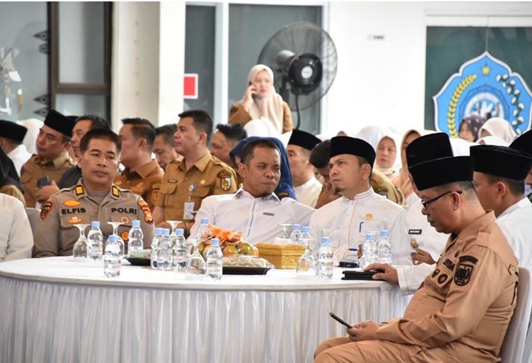 Ketua DPRD Pekanbaru Muhammad Sabarudi Hadiri Pelantikan Pengurus PD BKMT