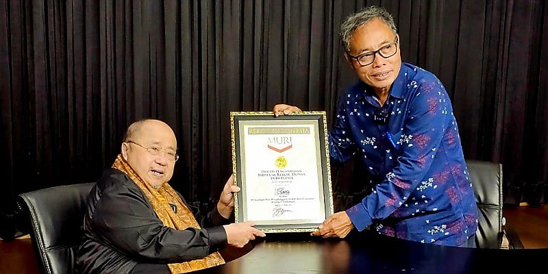 Gelar Donor Darah Serentak se Indonesia, HUT ke-7 SMSI Raih Penghargaan MURI