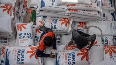 Jaga Stok Beras, Jelang Ramadhan Bulog Tambah Impor 300 Ribu Ton Beras Thailand