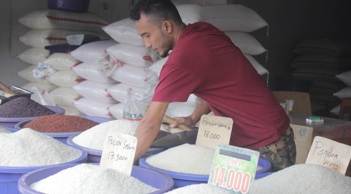 Pemerintah Tetapkan Harga HET Beras Naik Rp 1.000, Satgas Pangan dan Polisi Diminta Awasi Distribusi