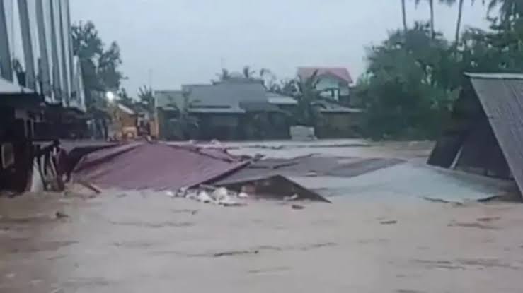 Sumbar Dilanda Musibah Banjir dan Longsor, Terparah di Kota Padang dan Pessel