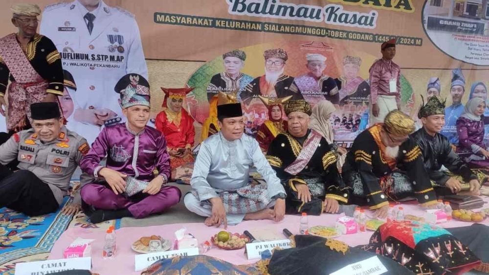 Pj Wali Kota Pekanbaru Minta Warga Tuah Madani Ikuti Program Bertani Untuk Kurangi Pengangguran