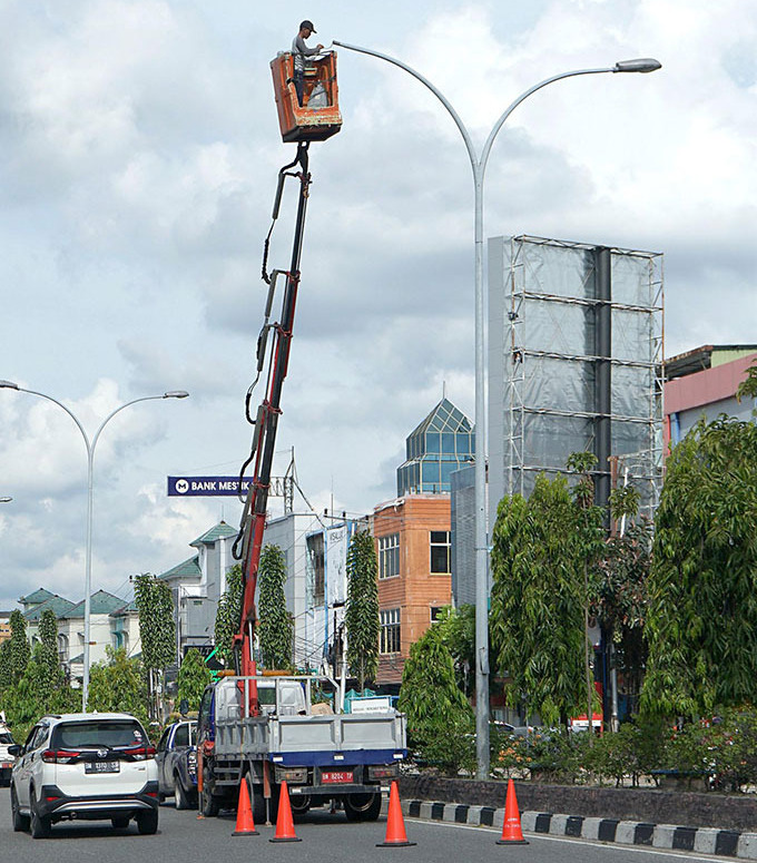 Tagihan Masih Tinggi, Dishub Pekanbaru Ganti Ribuan Lampu Jalan Dengan LED