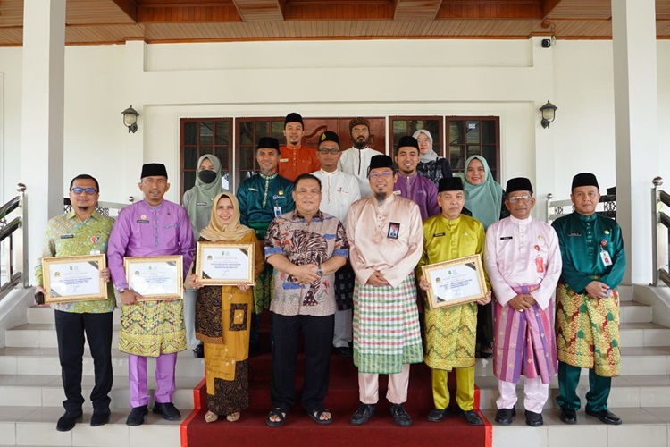 Termasuk Disdik, 5 OPD Riau Raih Kualitas Tertinggi Kepatuhan Penyelenggara Pelayanan Publik 2023