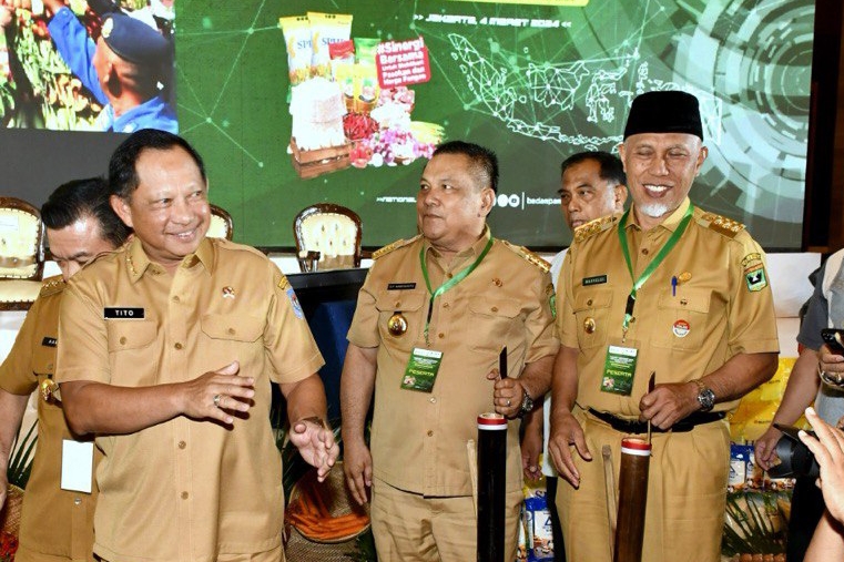 Pj Gubernur Riau Hadiri Rakor Pengamanan Pasokan dan Harga Pangan