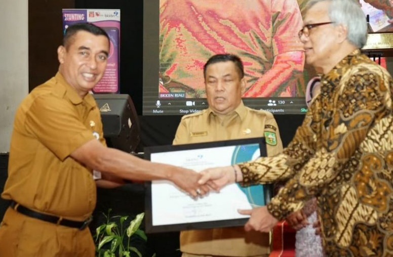 Pemko Pekanbaru Raih Prestasi Terbaik II Pengelola SIGA Riau Tahun 2023