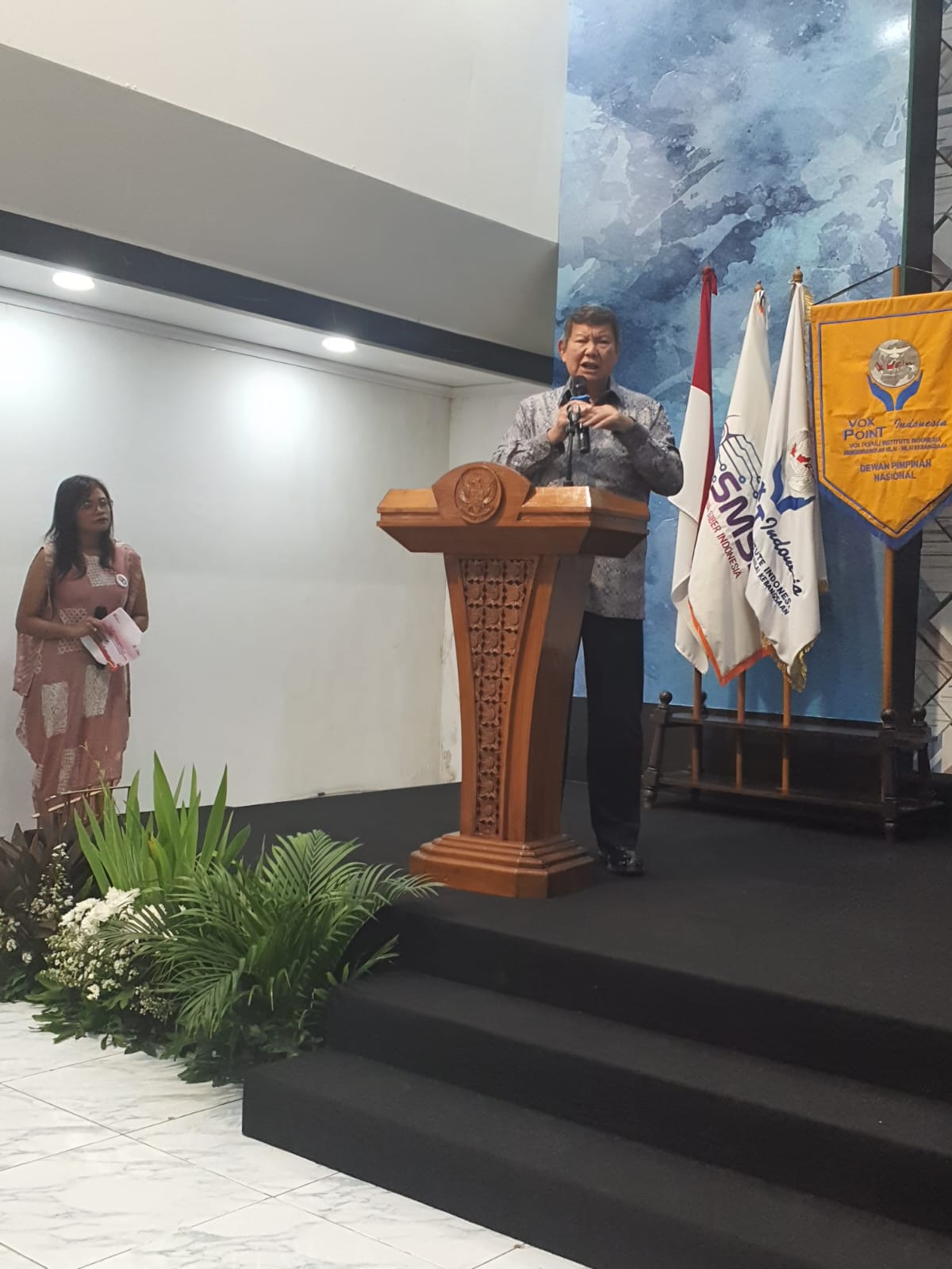 Di Aula Dewan Pers, Hashim Djojohadikusumo Minta SMSI Jaga Bahasa Indonesia