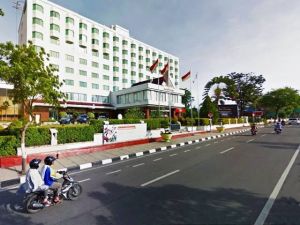 2025 Pemprov Riau Ambil Alih Hotel Arya Duta, Sekda: Masak Gedung Sebesar Itu Kita Diberi Rp 200 Juta Pertahun!