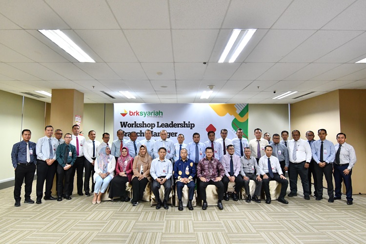 Tingkatkan Kompetensi Pemimpin Cabang dan Pemimpin Bagian, BRK Syariah Gelar Workshop Leadership