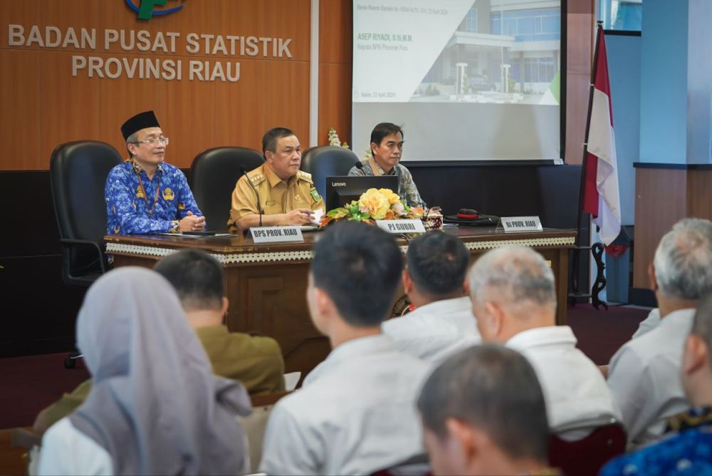 Pj Gubernur Riau Minta Berita Resmi Statistik BPS Jadi Acuan Seluruh Pejabat Daerah