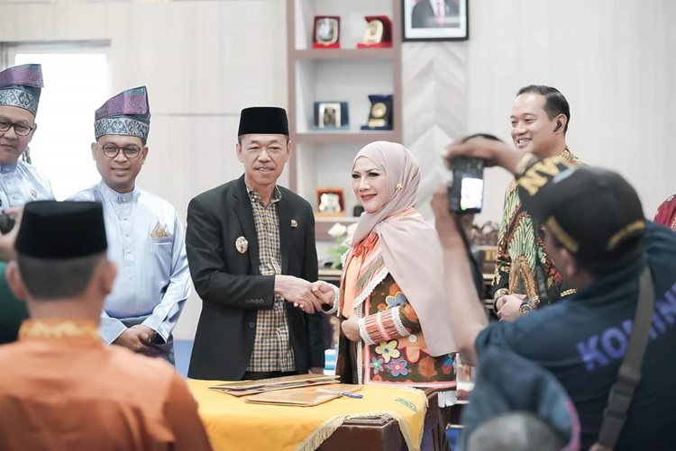 Pemkab Rohil dan PT. Taspen Bekerjasama, Bupati Afrizal Berharap Urusan Dipermudah