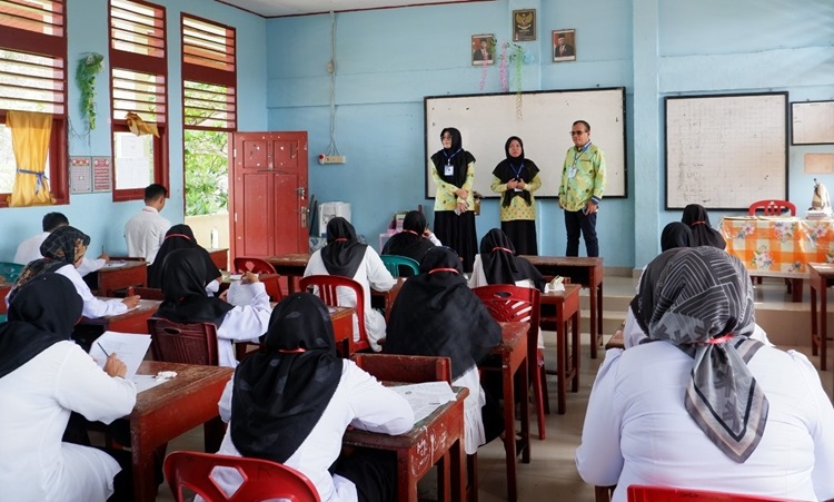 Peduli SDM, Tiap Tahun Pemkab Rohil akan Biayai Ratusan ASN Kuliah S2 di Unilak