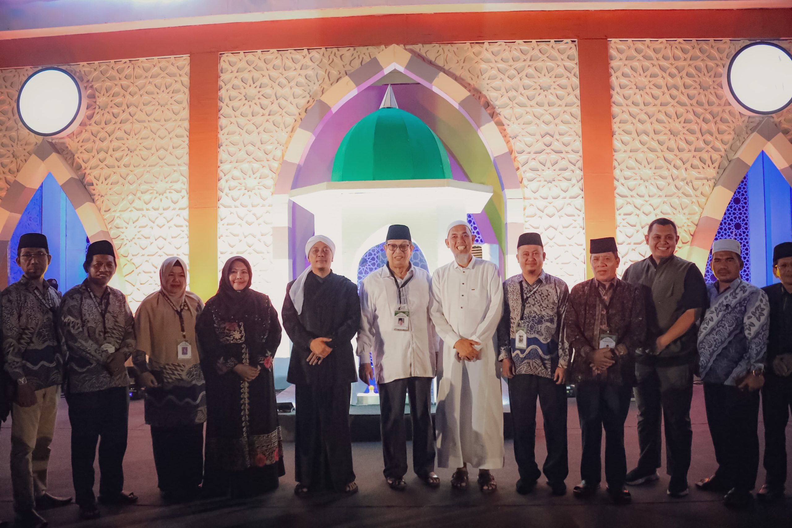 Rabu Malam, Penyanyi Religi 