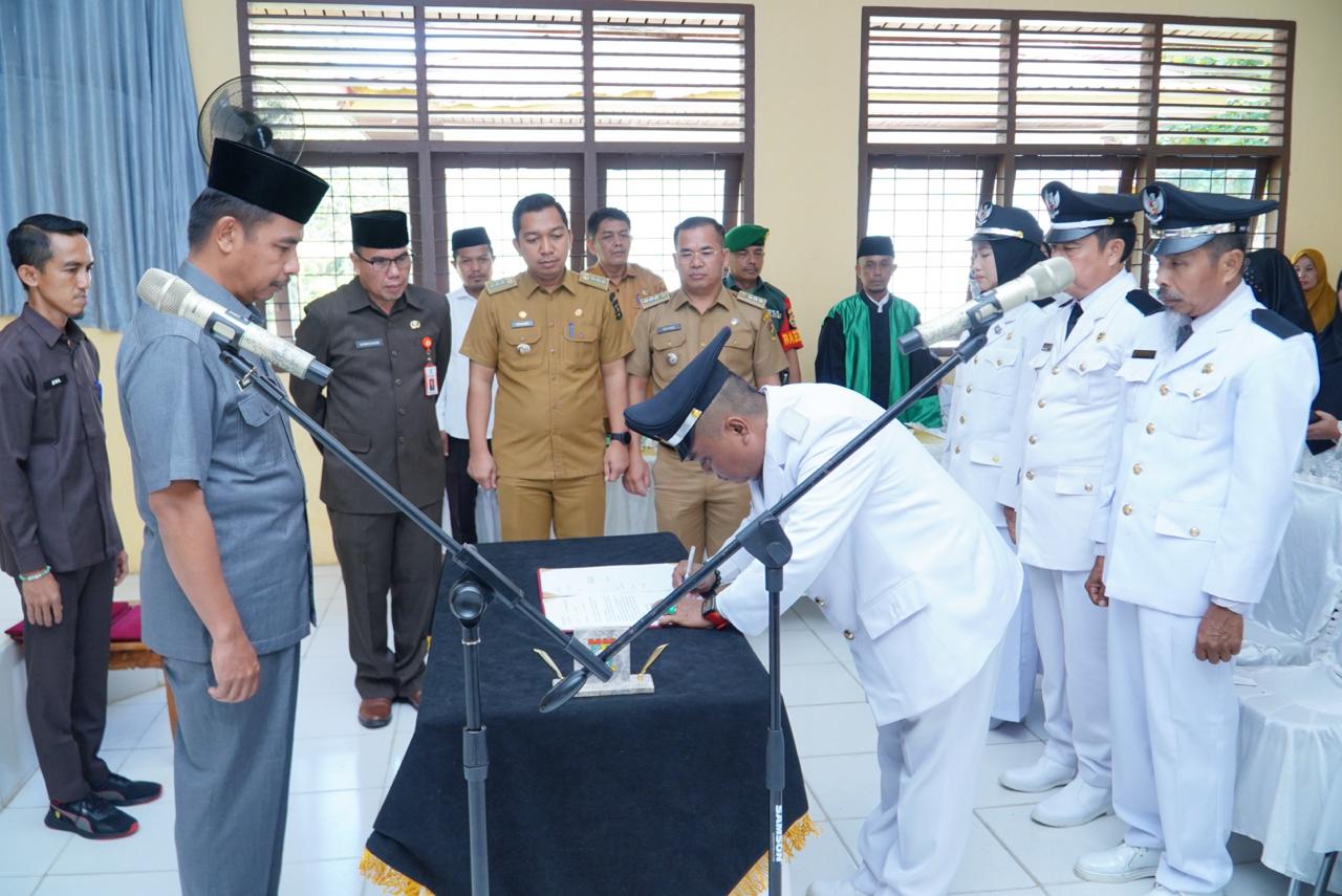 7 Pj Kepala Desa Dilantik, Ini Kata Pj Sekdakab Kampar Ahmad Yuzar