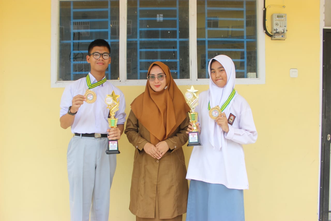 Berprestasi, Siswa SMA Al Huda Pekanbaru Raih Juara 1 dan 2 di Ajang FLS2N 2024
