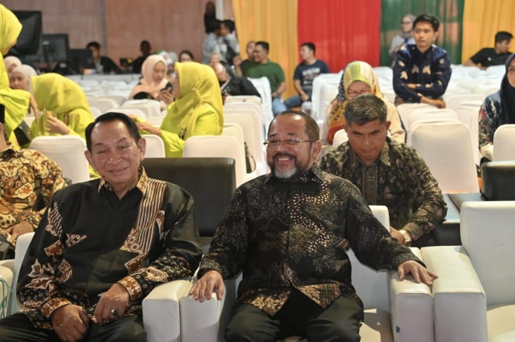 Bupati Bengkalis menghadiri Penutupan Gebyar Gerakan Nasional BBI